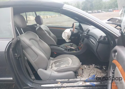 2009 Mercedes-Benz Clk 350 z USA, uszkodzony, nr VIN WDBTK56F79T101806